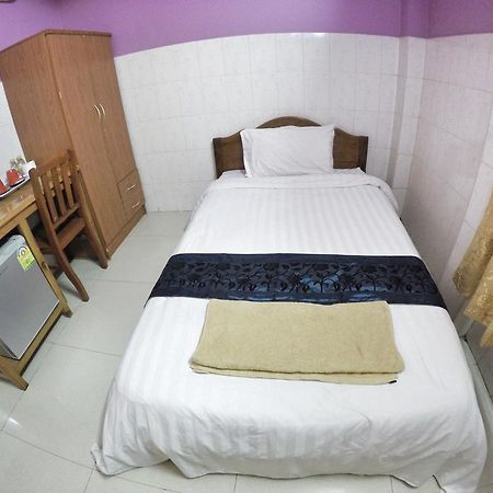 Capitol 3 Guesthouse Phnom Penh Ngoại thất bức ảnh