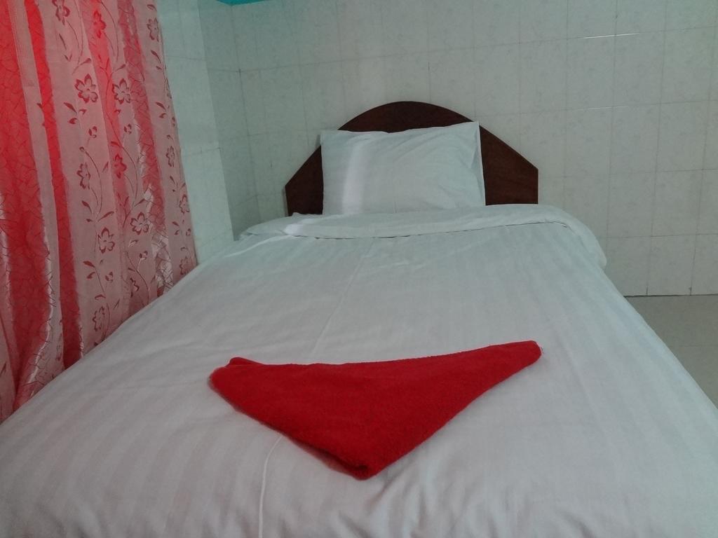 Capitol 3 Guesthouse Phnom Penh Ngoại thất bức ảnh