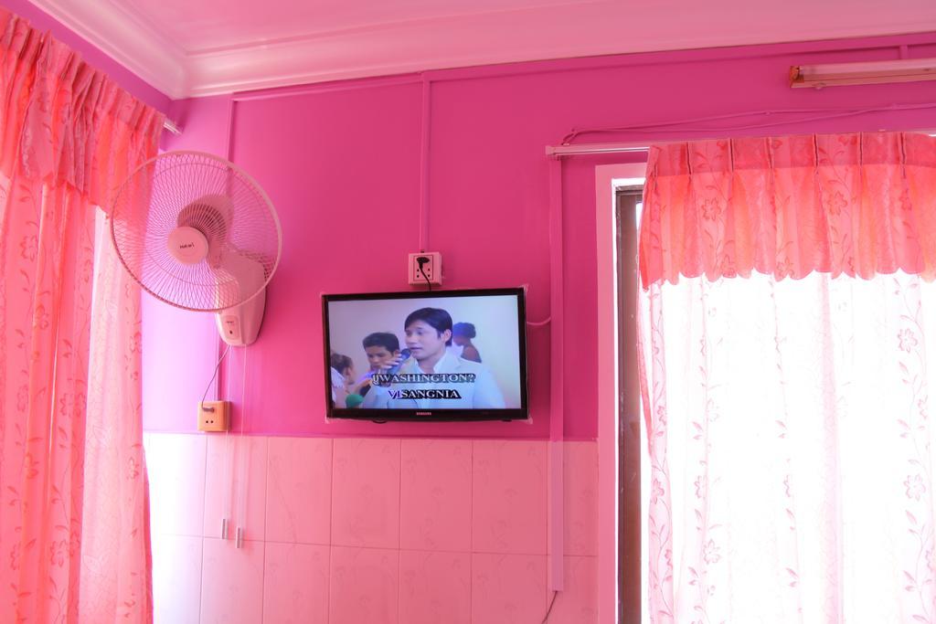 Capitol 3 Guesthouse Phnom Penh Ngoại thất bức ảnh