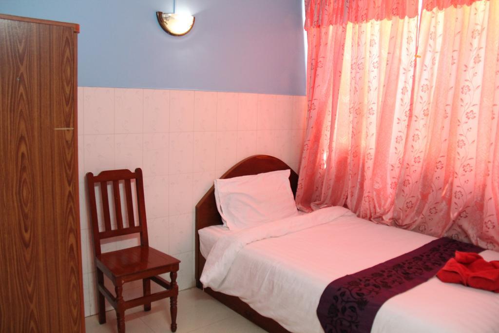 Capitol 3 Guesthouse Phnom Penh Ngoại thất bức ảnh