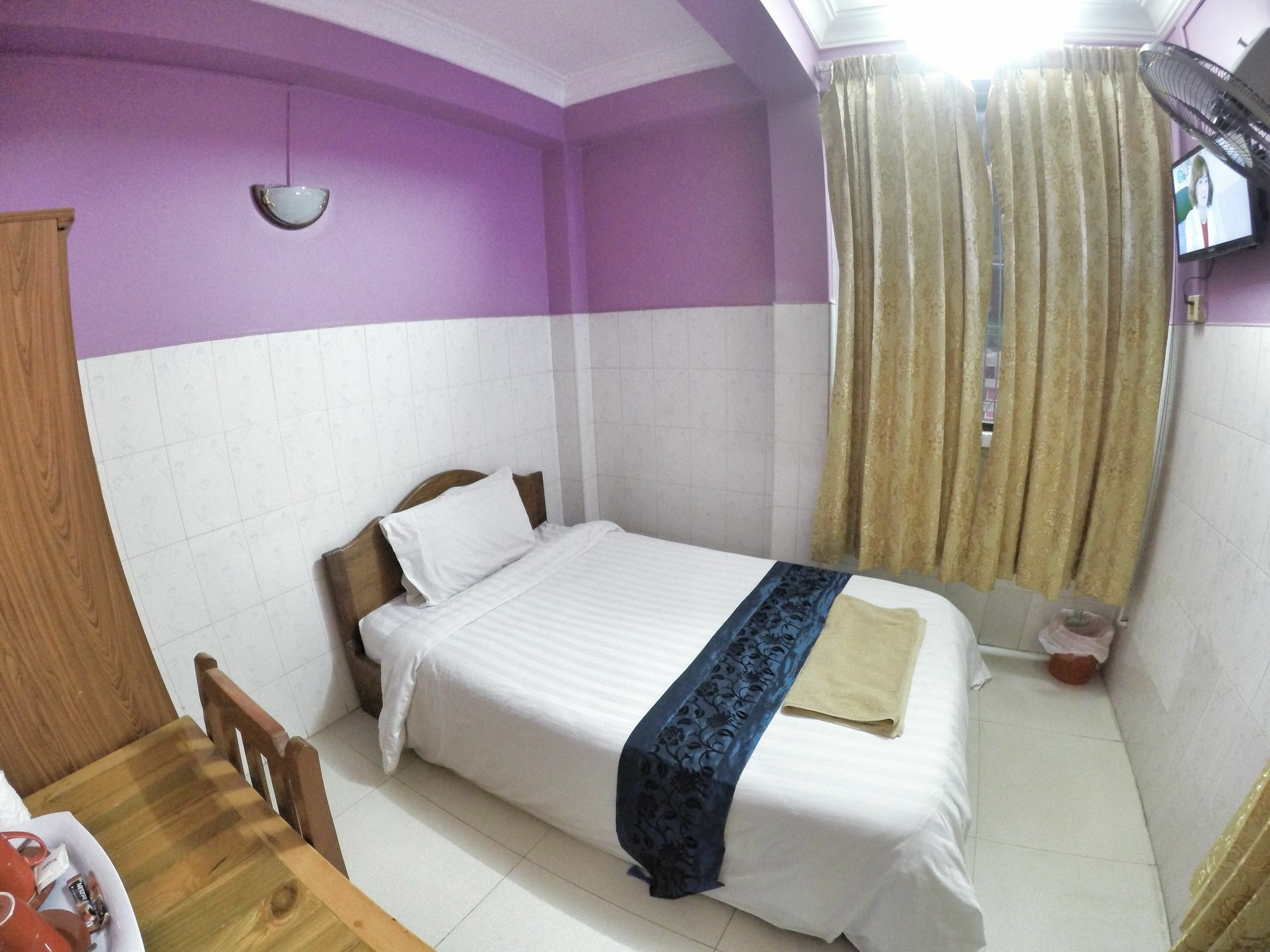 Capitol 3 Guesthouse Phnom Penh Ngoại thất bức ảnh